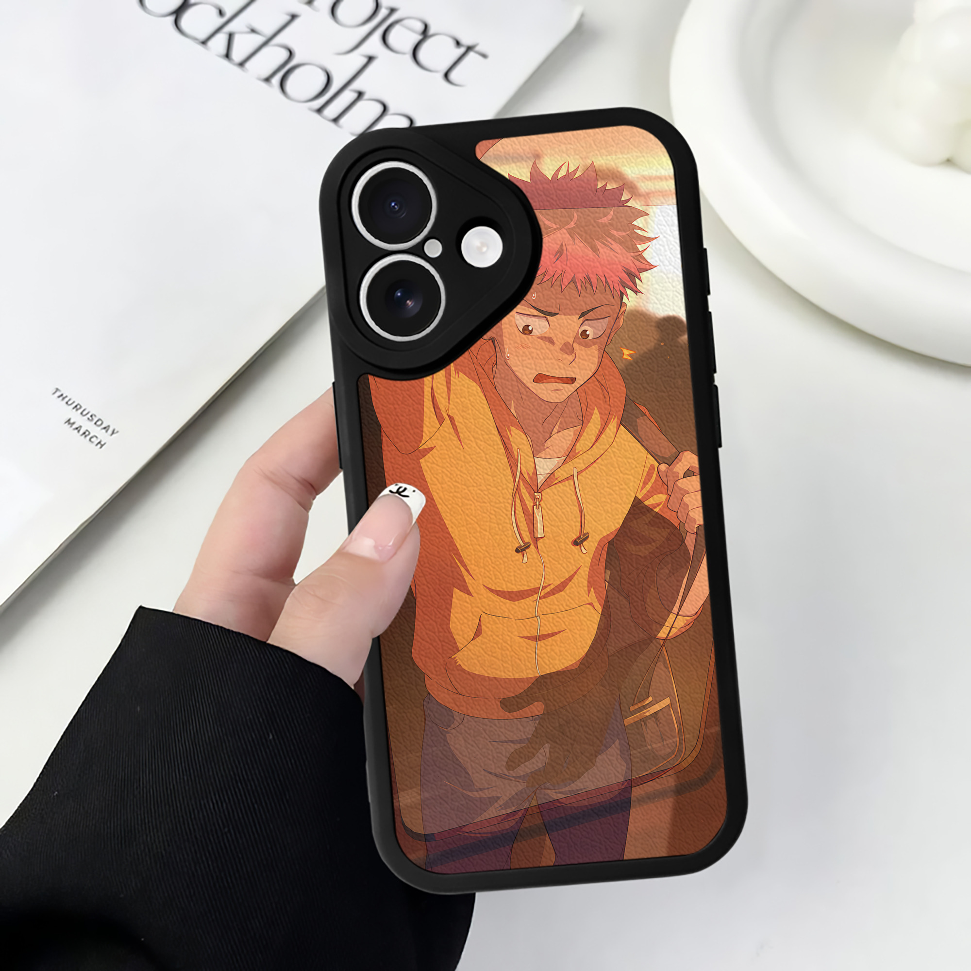 （画像用） 呪術廻戦 Jujutsu Kaisen 【iPhone 16シリーズ対応】シリコンスマホケース（レザー調） 材質：シリコン